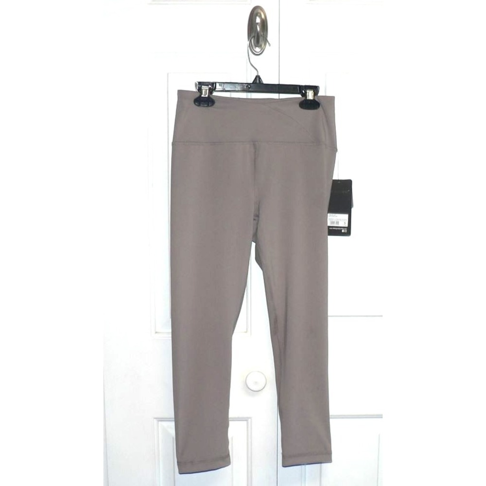 90 Degree by Reflex Women's Crossover Hi-Rise Crop Leggings in Satellite Small
